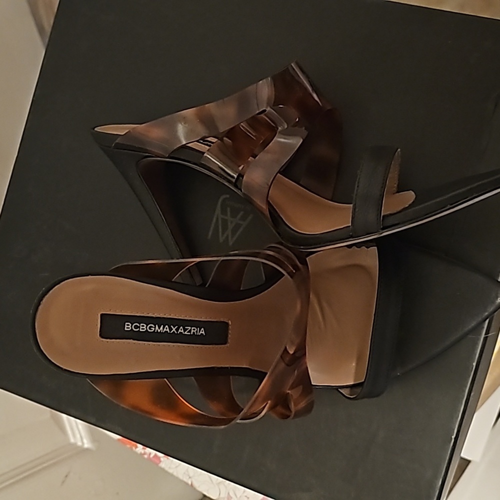 bcbg
